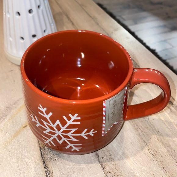 NEW SNOWFLAKE ❄️ MUG - Picture 2 of 2